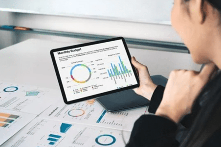 Tax Compliance Image